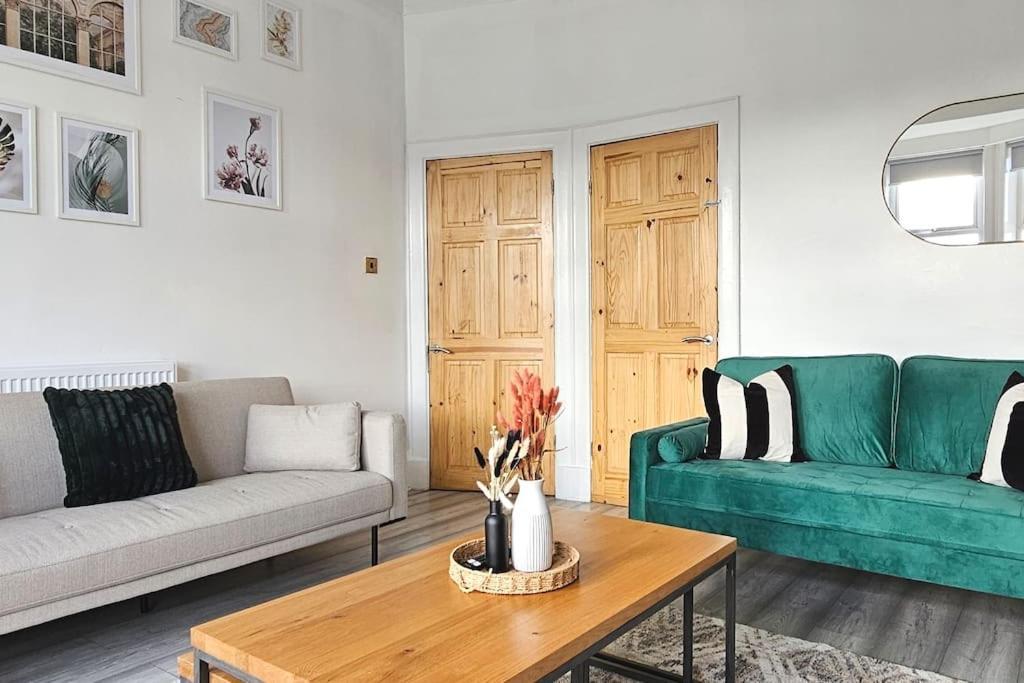 Spacious Haven With Free Parking Glasgow Dış mekan fotoğraf